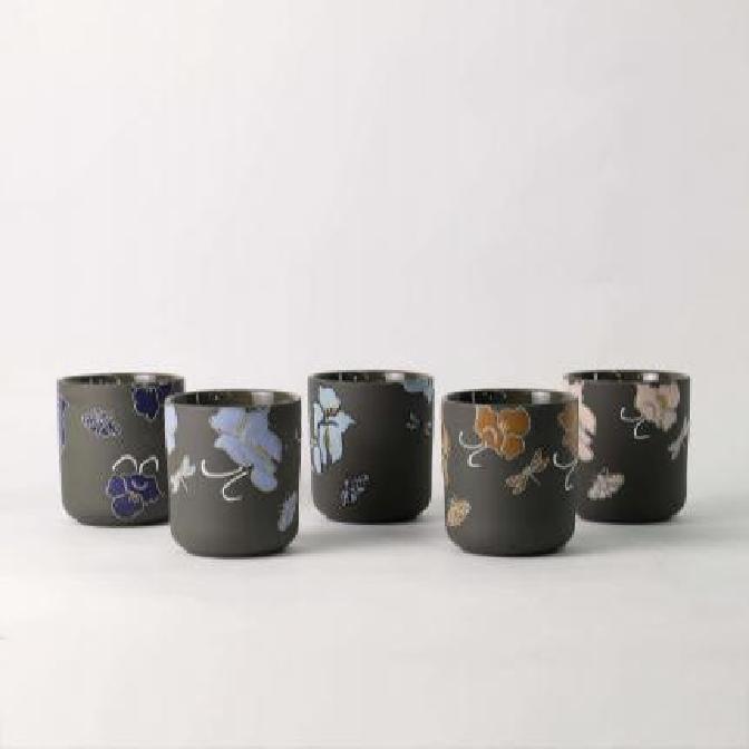 Napa Candlaholder Floral Tangan sing unik iki dadi favorit instagram anyar?