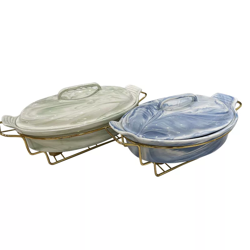 Piring keramik sing elegan